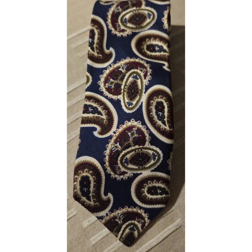 Rooster Brand 100%  Silk‎ Tie Blue With Maroon Paisley